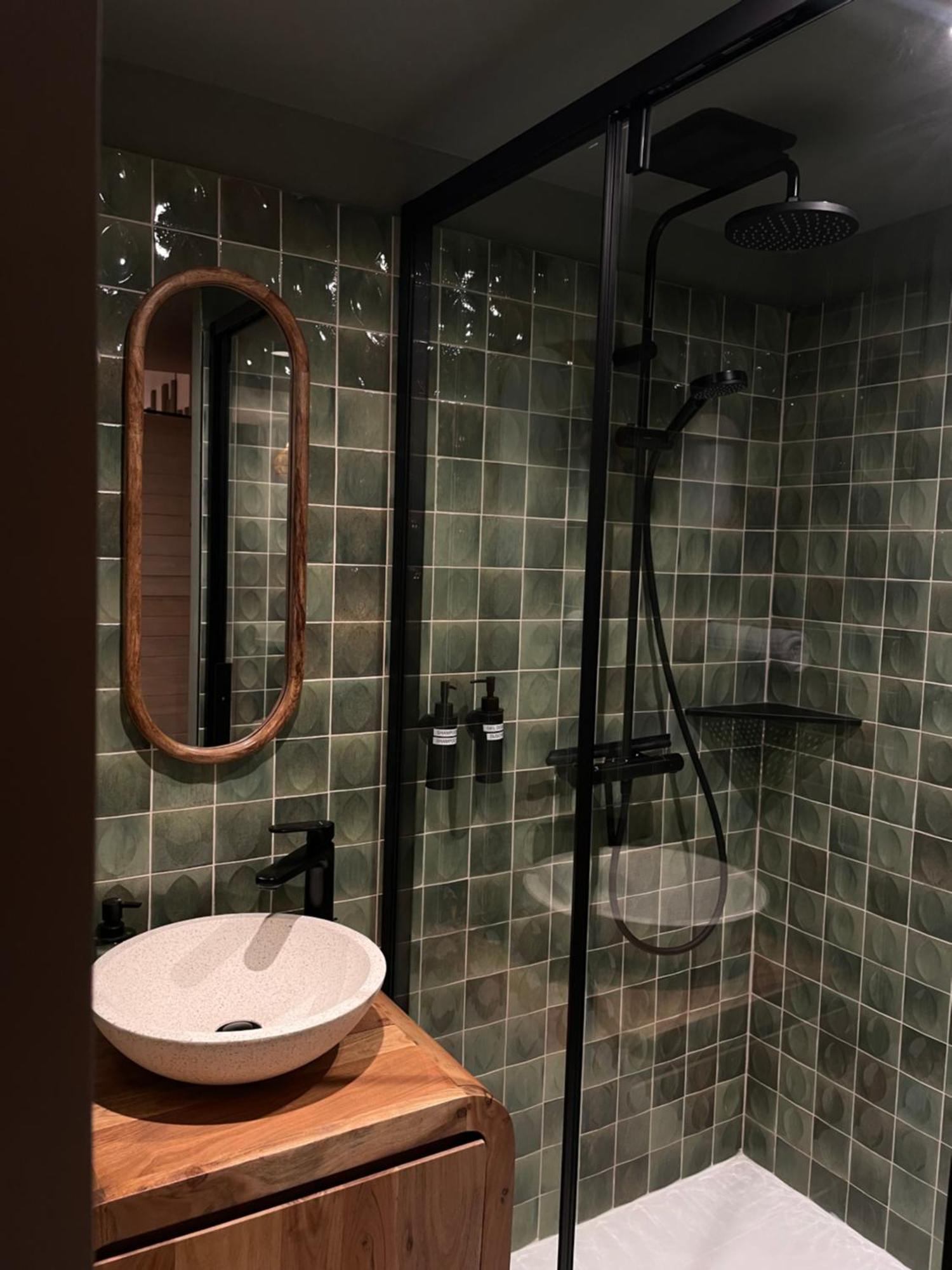 Strasbourg, Sauna, Spa, Bali, Evasion Romantique Et Sensuelle *
