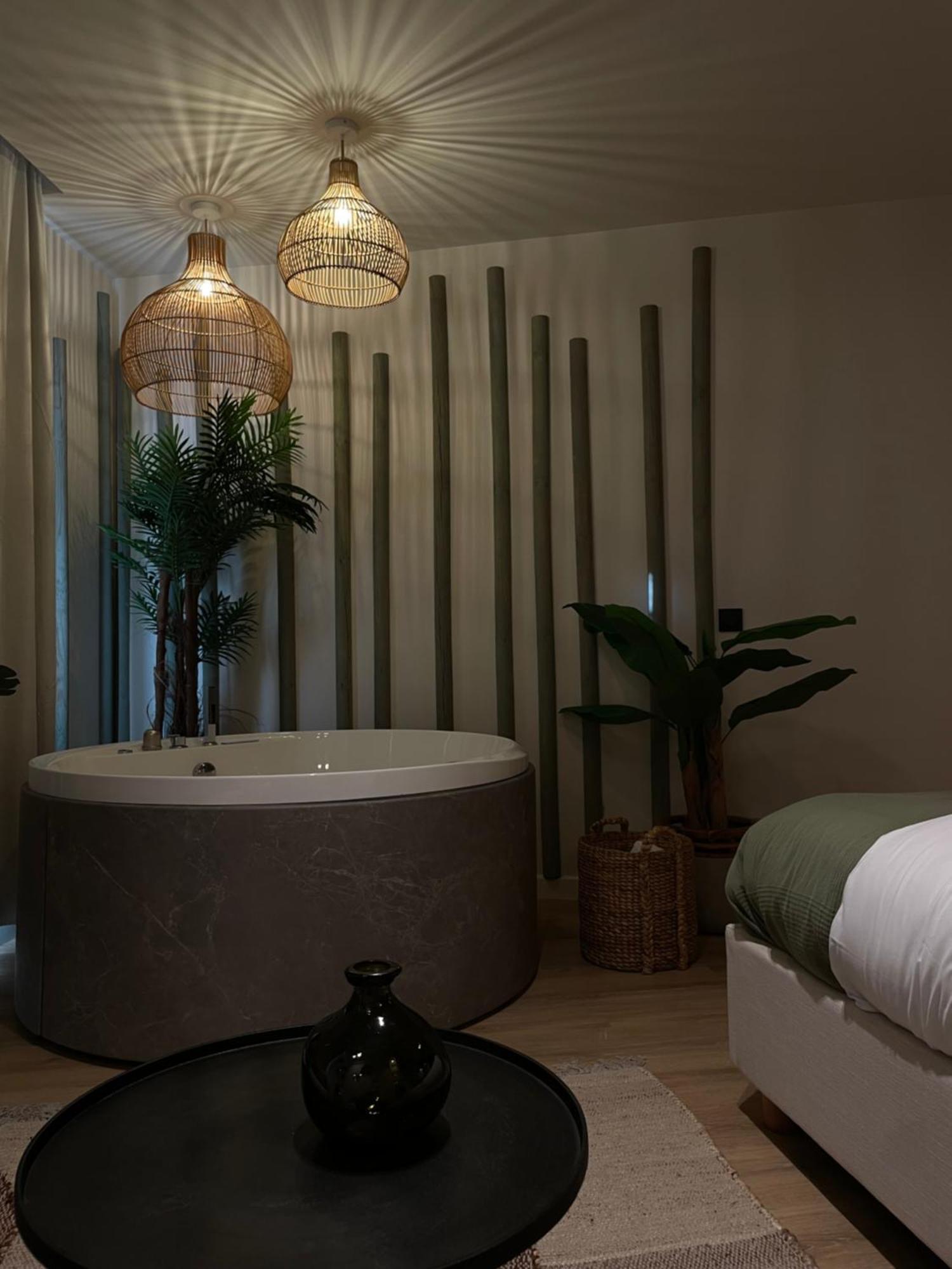 Appartement Strasbourg, Sauna, Spa, Bali, Evasion Romantique Et Sensuelle *
